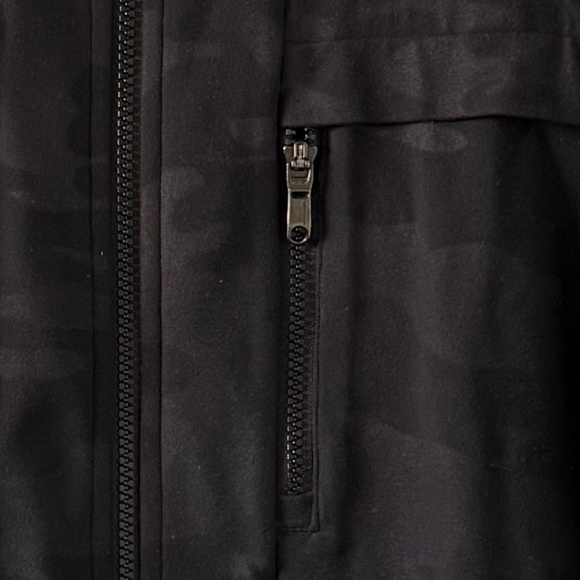 lululemon Kung Fu Jacket - Picture 2 of 6